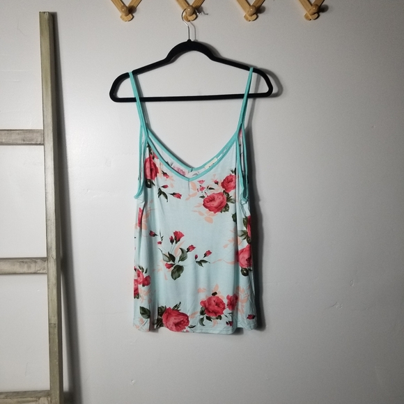 BiBi Tops - NWOT BIBI WOMEN'S FLORAL SPAGHETTI STRAP TOP SIZE MEDIUM
